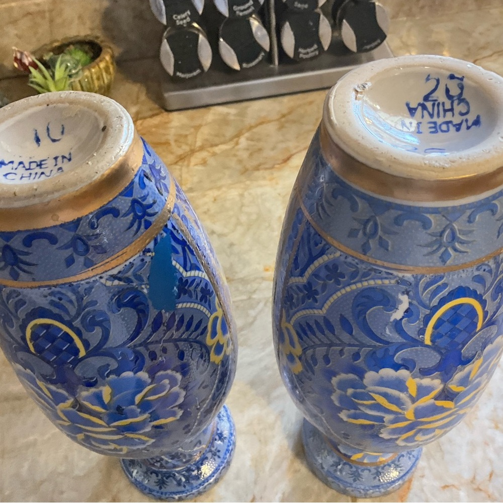 Two oriental vases from China